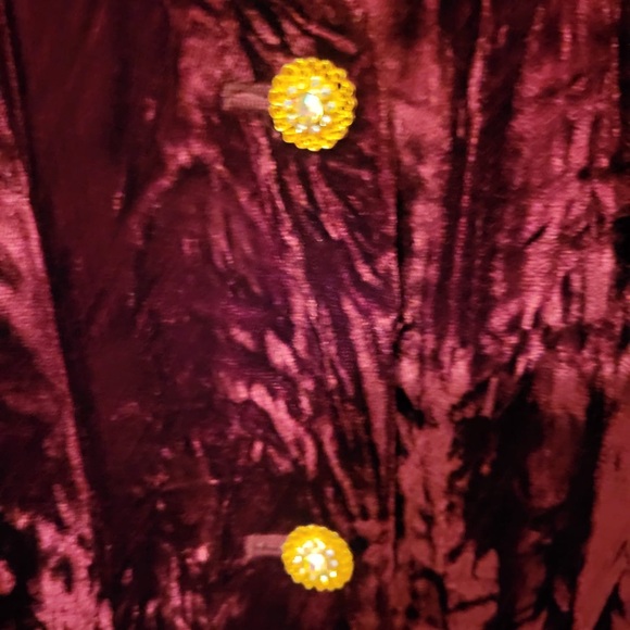 NWT velvet, garnet color jacket with beautiful buttons Jones New York, elegant - Picture 3 of 6